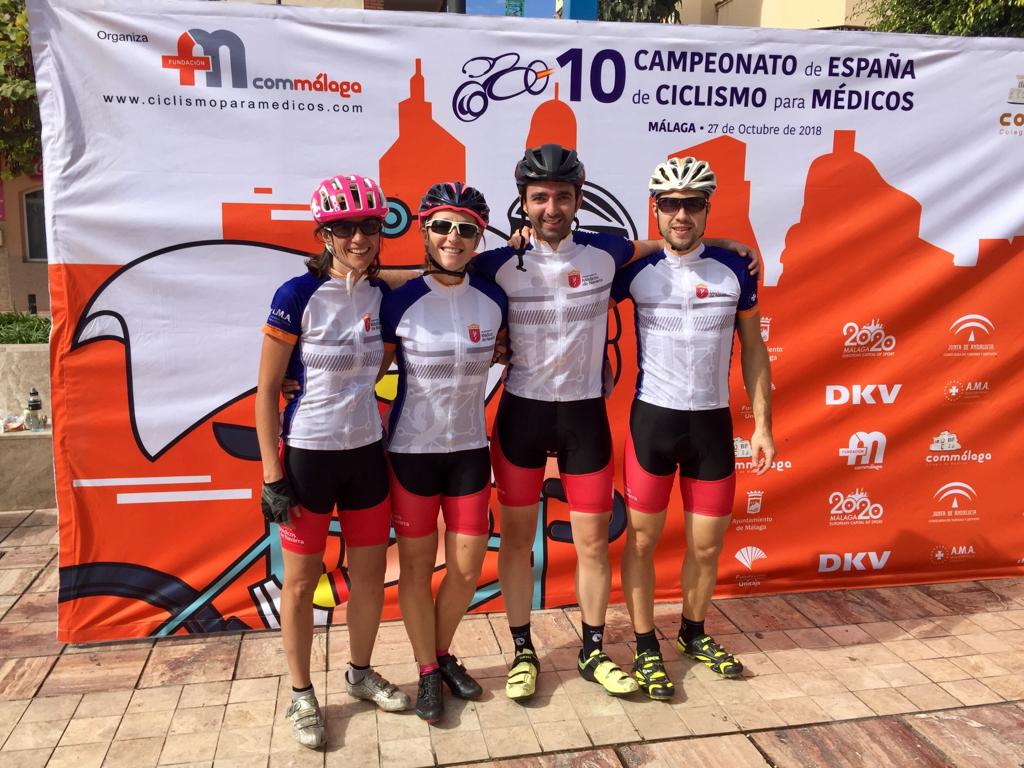 Las navarras Izarbe Jiménez y Uxua Idiazabal, primer y segundo premio de la categoría femenina en el X Campeonato de España de Ciclismo para Médicos. Diego Latasa, segundo en la clasificación general.