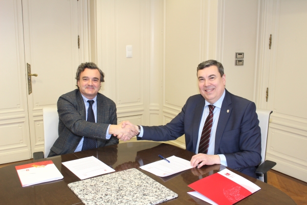 Acuerdo de colaboración entre el Colegio de Médicos y el Orfeón Pamplonés.
