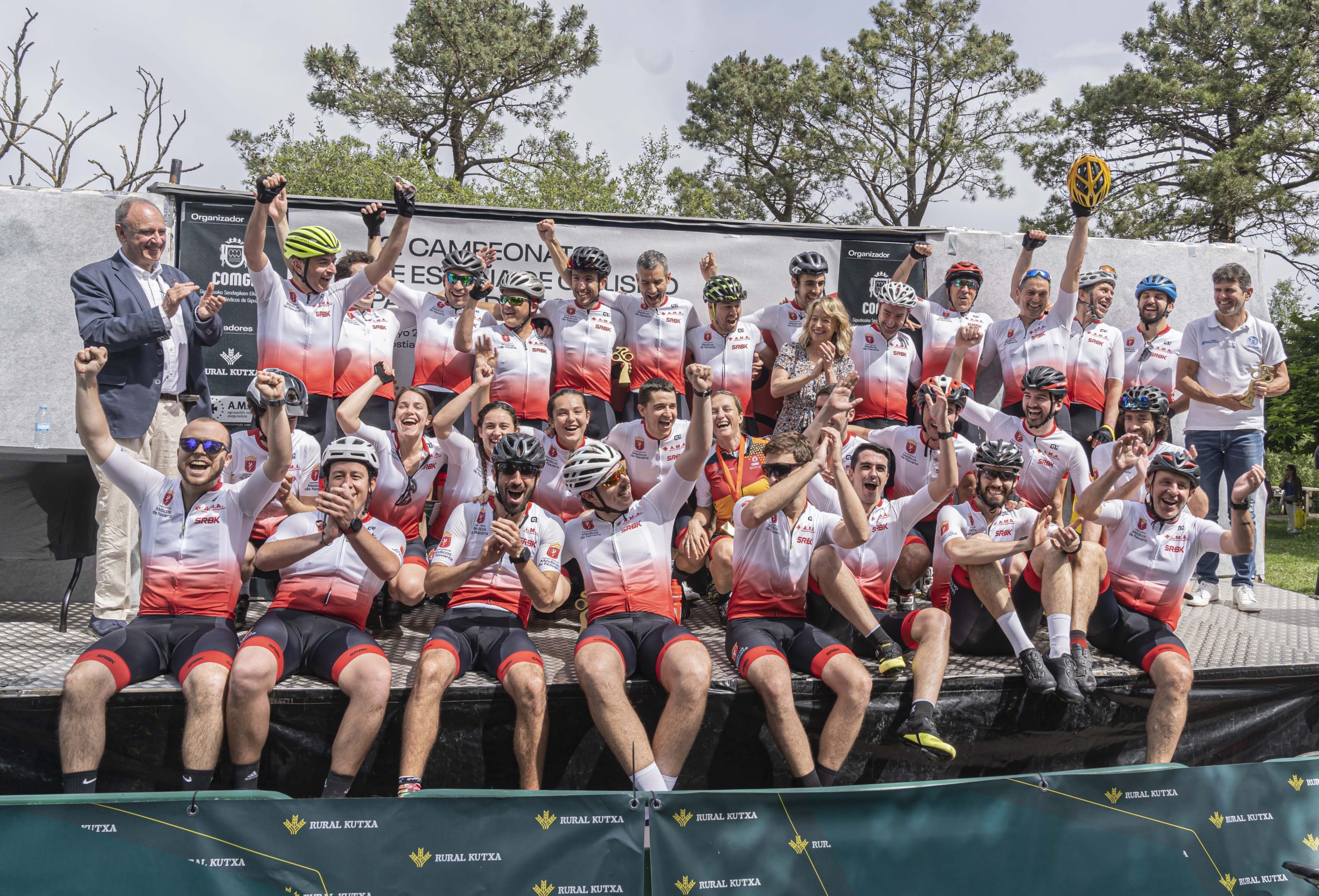 El equipo del Colegio Oficial de Médicos de Navarra gana el XIII Campeonato de España de Ciclismo para Médicos