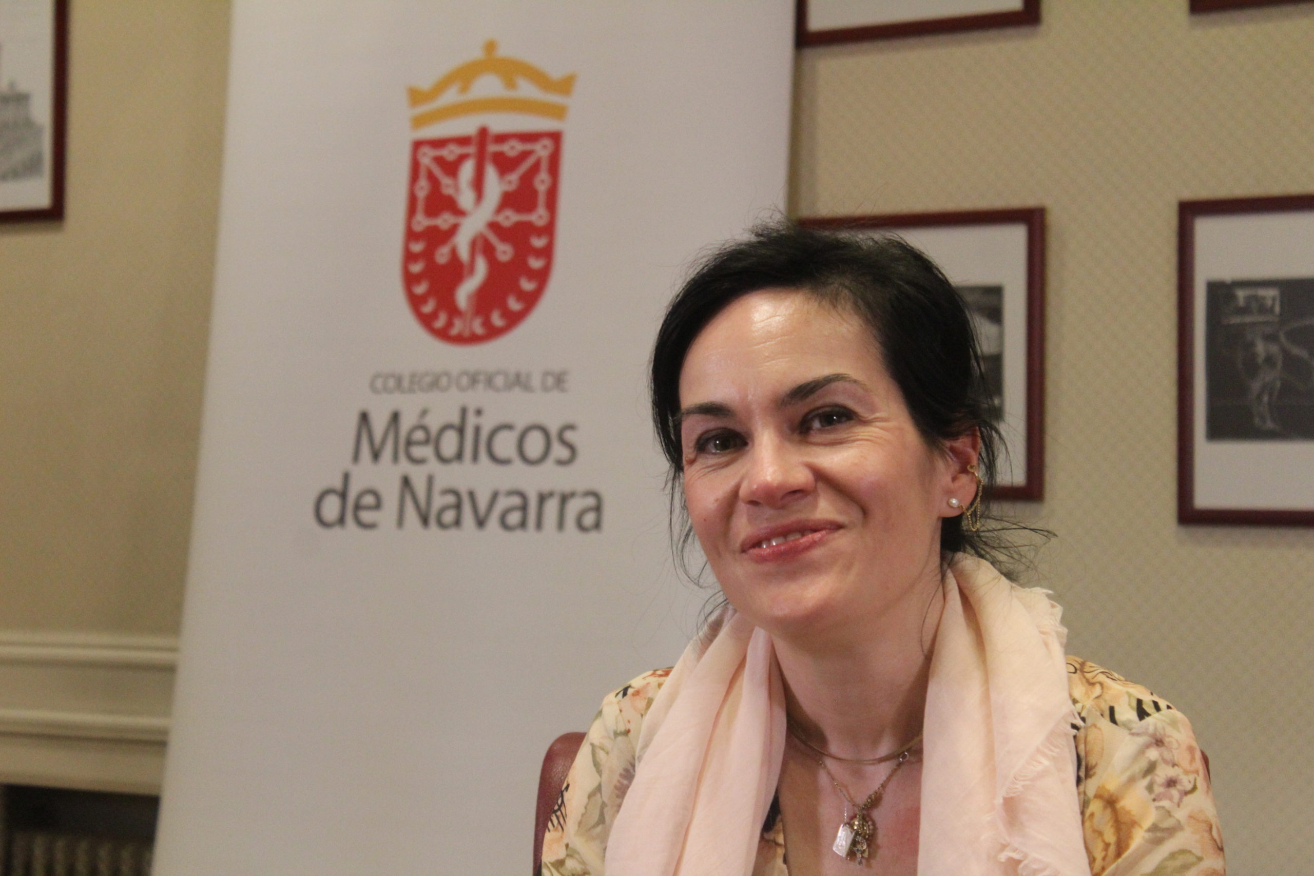 Rebeca Hidalgo: “El secreto profesional es uno de los pilares básicos sobre los que se asienta la relación médico paciente”.