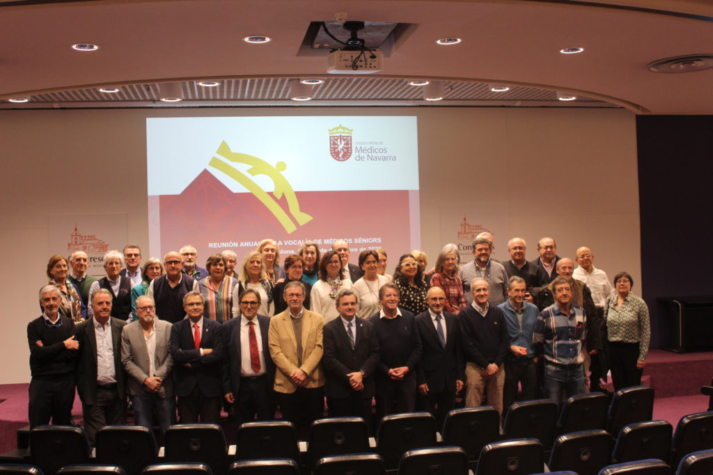 Homenaje en el Colegio de Médicos de Navarra a sus 64 jubilados y 74 honoríficos en el 2023.