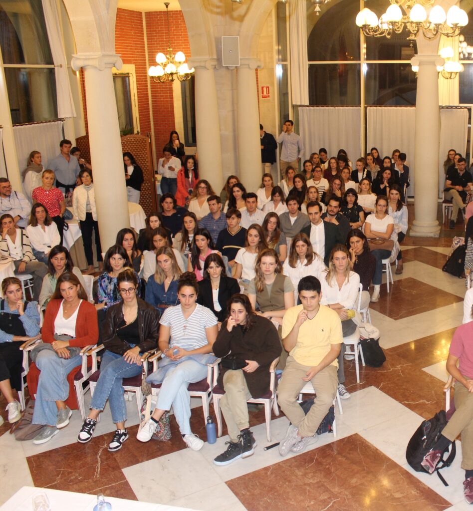 VII CERTAMEN DE CASOS CLÍNICOS ÉTICO-DEONTOLÓGICOS PARA ESTUDIANTES DE MEDICINA. MARTES, 15 DE OCTUBRE, A LAS 19,30 HORAS.