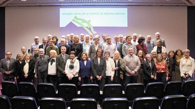 EL COLEGIO DE MÉDICOS HONRA A SUS JUBILADOS Y HONORÍFICOS EN EL 2025.